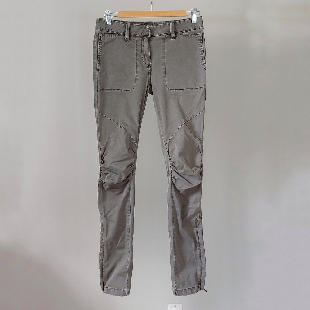 BCBG Max Azria Cargo Pants Size 27 Olive Colour